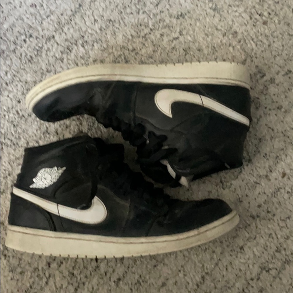 Jordan 1 “Black and White”